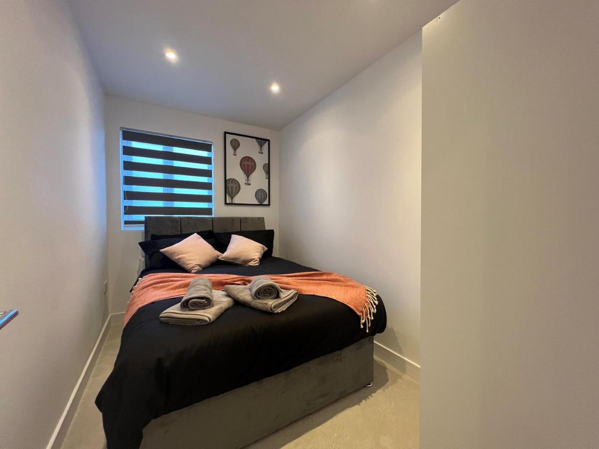 Star London Station Road 3-Bed Haven Londres Exterior foto